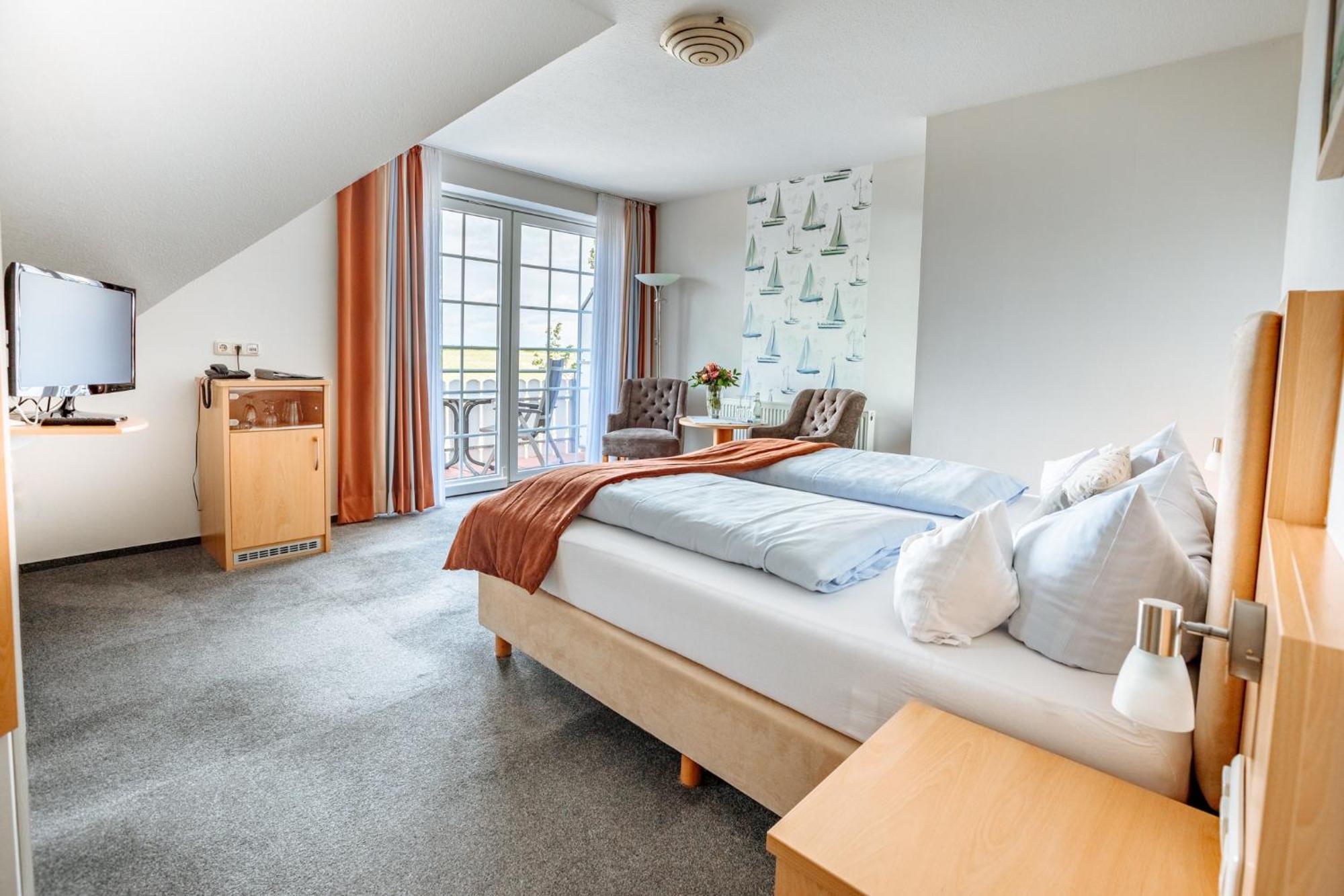 Hotel Schiffer เบนซาซิเออ ภายนอก รูปภาพ